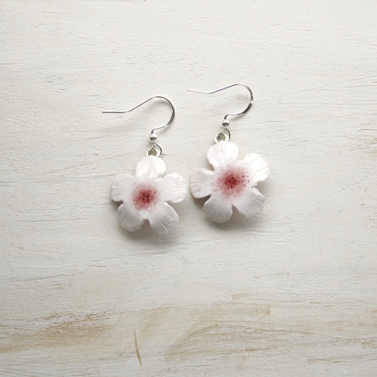 Manuka Flower Earrings