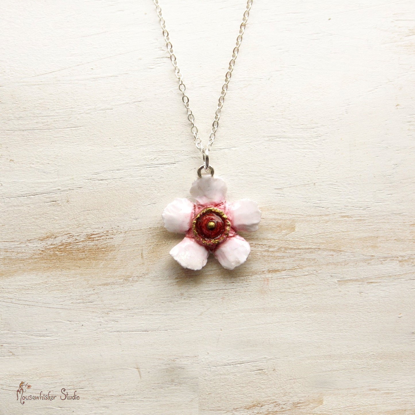 Manuka Flower Necklace