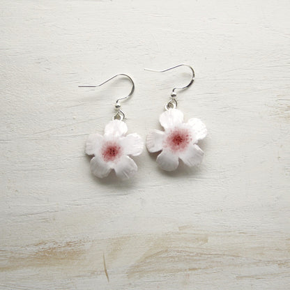 Manuka Flower Earrings