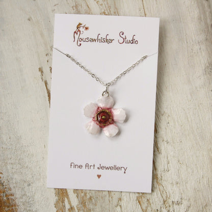 Manuka Flower Necklace