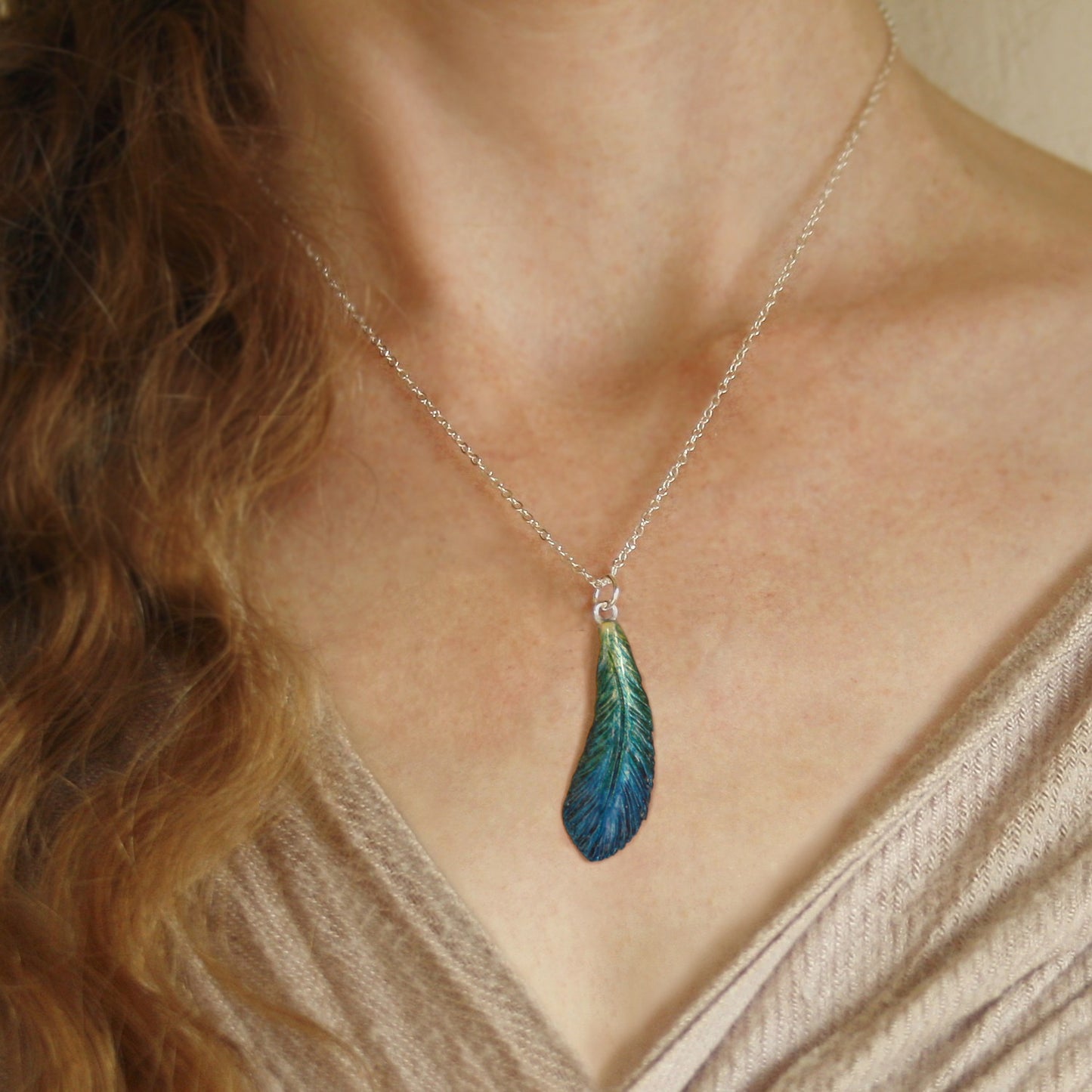 Tui Feather Pendant - NZ Made Gifts