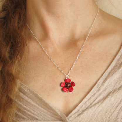 Red Manuka Flower Necklace
